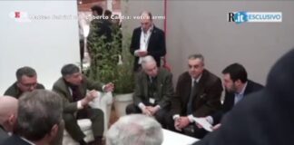 Impegno di Salvini all’Hit Show mantenuto: più facile possedere un’arma da guerra