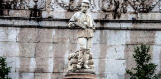 Schio, il gruppo bellunese del Touring Club Italiano in visita alla città