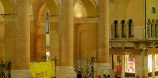 Giulio Regeni ricordato il 25 gennaio in mille piazze italiane e a Vicenza Piazza dei Signori era piena di… assenze, soprattutto dei giovani