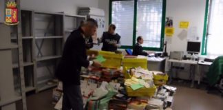 Denunciato dalla Polizia di Stato un portalettere infedele nel Vicentino: più di mezza tonnellata di invii postali nel suo garage a Breganze