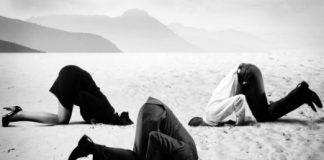 Hanno vinto a metà M5S e Lega e il fu centrosinistra è stato risucchiato giù dai suoi transfughi. Ma ha perso comunque l’Italia dell’ignoranza, di vertice e di base…