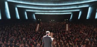 Teatro pieno a Vicenza per il lancio della campagna elettorale, Otello Dalla Rosa: “Ai vicentini diciamo: siamo dalla tua parte”