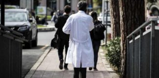 Calo dei medici nel settore pubblico, Stefano Fracasso (PD): “I nodi stanno venendo al pettine”