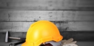 Ieri è morto un lavoratore a Marghera, schiacciato da un mezzo pesante, oggi due a Crotone, sette anni fa Raffaele Sorgato a Schio