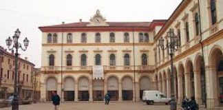 Arzignano, attraversamento pedonale spostato in via Cazzavillan