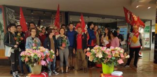 Oltre 1000 rose regalate oggi Primo Maggio alle lavoratrici e ai lavoratori in Veneto!