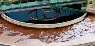 Pfas. Miteni coinvolge 500 aziende dell’Alto Vicentino, Greenpeace pressa Regione Veneto e Confindustria Vicenza per analisi globale ma Fracasso e Guarda la “sviano” dalla concia