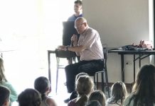 Conferenza stampa in Comune su decreto attuativo legge 205 per soci BPVi e Veneto Banca. Minaccioso con VicenzaPiù il Coordinamento di don Torta: don Enrico approva l’uso del suo nome contro la stampa?