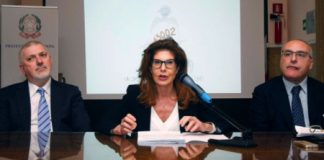 L’ex prefetto di Padova Patrizia Impresa obietta sul contesto di quanto detto al suo vice Pasquale Aversa: “Ne abbiamo fatte di porcherie sui profughi”