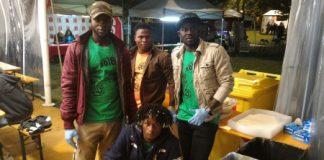 Profughi a Fornaci Rosse: al festival “rosso” di Vicenza utilizzati per i rifiuti. I giovani italiani di sinistra “cool” hanno… rifiutato?