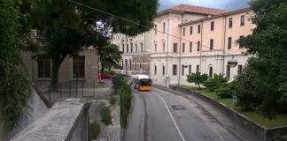 Operazione anti imbrattamento in contra’ Montagna a Vicenza, la polizia locale ferma due ragazze americane in possesso anche di marijuana