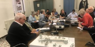 Commissione su Serre di parco Querini: Raffaele Colombara ?prende cappello? e se ne va. Poi un po? alla volta si prova a ragionare