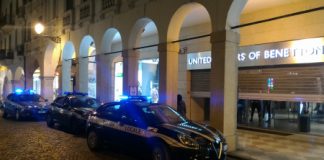Allarme in centro a Vicenza, uomo sfodera pistola da Benetton in corso Palladio e poi fugge