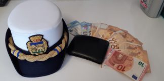 Signorina thienese trova portafoglio con 750 euro e lo restituisce ad un artigiano