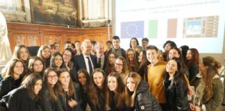 Scuola, siglata intesa Miur-Regione per sviluppare nei programmi storia e cultura veneta. Presidente Zaia: ?giornata storica, anteprima dell?autonomia?