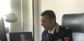 Risvolti tragicomici nell’attività di Polizia a Vicenza: un anziano fa di tutto per farsi rubare catena d’oro e botte da orbi tra peruviani con donna che denuncia patrigno