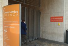 “Viaggio” al Front Office comunale di via Torino: zero coda e disagi. Fortuna o necessità di valutare con serietà la situazione?