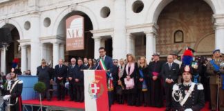 Festa dell’Unità Nazionale, Francesco Rucco nel Centenario della Vittoria scopre la lapide ai Caduti in piazza dei Signori e va ad Asiago