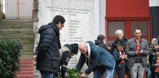 Allo stadio Menti una lapide per i calciatori del Vicenza caduti in guerra: cerimonia con Rosso e Rucco