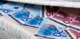 I depositi in banca raddoppiano in 10 anni, esodo dalle obbligazioni bancarie, Bot solo per il 4.8% in mano a privati