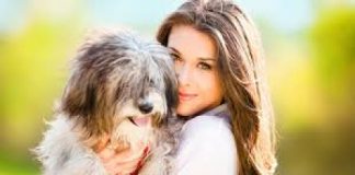 È la donna il ?pet lover? per eccellenza. Lo dice un’indagine dell?Osservatorio Quattrozampeinfiera