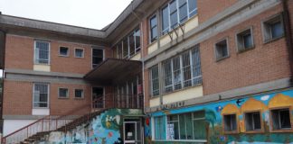 Assemblea pubblica per riqualificazione ex scuola elementare di Laghetto con Tosetto e Maino