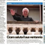 Cicero in camicia nera e a braccio teso sul balcone del Comune, i consiglieri di centrosinistra: “Rucco lo cacci”