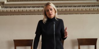 Palazzo degli Uffici, da lunedì 24 una grande “P” accompagnerà gli utenti ai diversi servizi