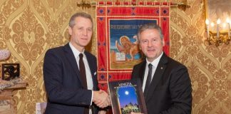 Petr Bystron, portavoce di AfD al Bundestag di Berlino, ricevuto a Venezia dal presidente veneto Ciambetti Petr Bystron, portavoce delle Politiche estere di AfD al Bundestag di Berlino con Roberto Ciambetti