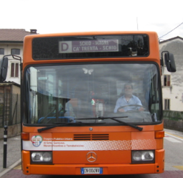 Bus Conam per trasporto pubblico a Schio