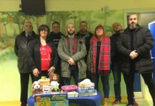 Befana: Casapound Vicenza porta giocattoli ai bambini meno fortunati della provincia Casapound Vicenza distribuisce giocattoli per la Befana