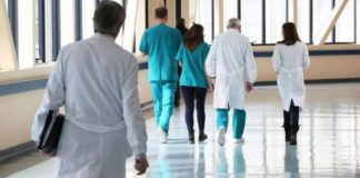 Coronavirus, Veneto come Vò: tamponi a tappeto, 1540 al giorno nel vicentino. Prima ai sanitari Medici Veneto