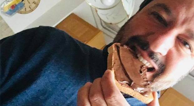 Salvini, i sindaci e il doppiopesismo da Nutella