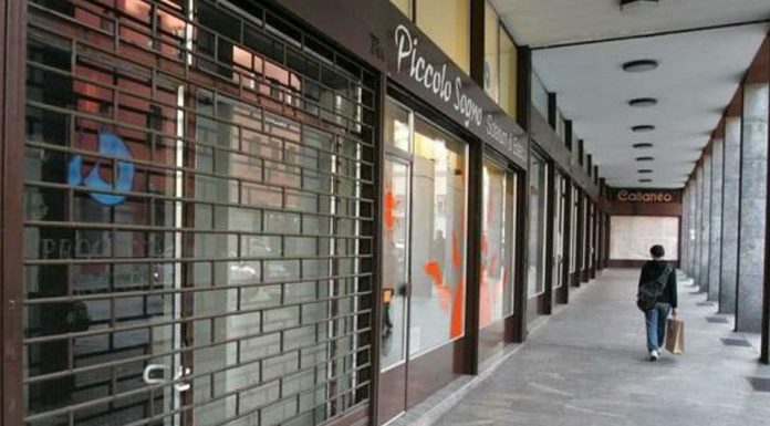 Desertificazione commerciale, è sempre peggio. Confcommercio Vicenza chiede ai Comuni agevolazioni tributarie per aiutare la ripresa Negozi chiusi e negozi sfitti a vicenza desertificazione commerciale