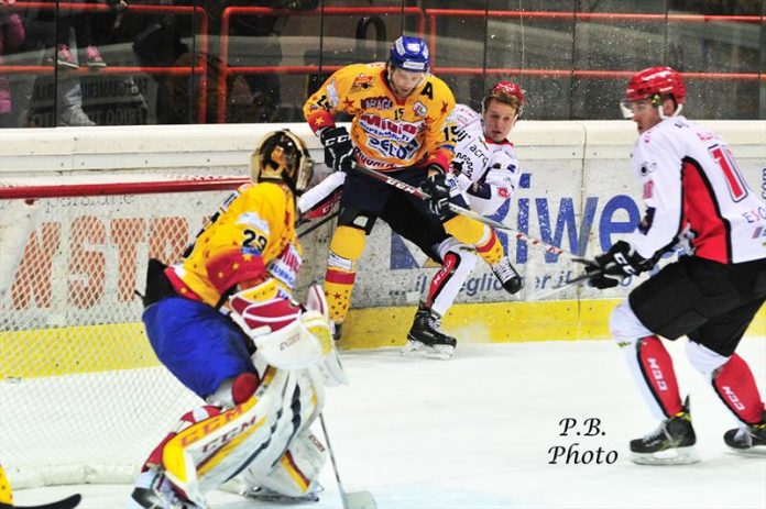 Hockey su ghiaccio (fase di gioco con l'Asiago Hockey)