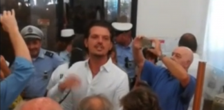 Al privée di Ugone il poliziotto Salvini e “don Torta” Di Maio ma 300.000 soci “non informabili” senza filtro. Fagan: ci saremo! Banche, Luigi Ugone occupa l'ingresso di palazzo Trissino