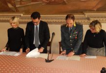 Finti poveri, accordo Comune-GdF. Rucco: “furbetti sono avvisati”. Sciaraffa: “incroceremo i dati” Da sx Dotto, Rucco, Sciaraffa (GdF), Maino