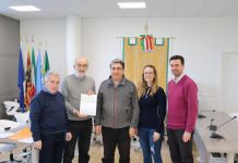 Duemila euro raccolti con il presepe di Antonio Scotton destinati alle due scuole materne di Mussolente