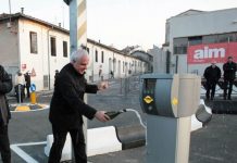 Sempre più parcheggi a Vicenza, oltre ai 10.900 attuali a pagamento. Cicero: “aumentare il numero di posti auto al Fogazzaro” Claudio Cicero al parcheggio Fogazzaro