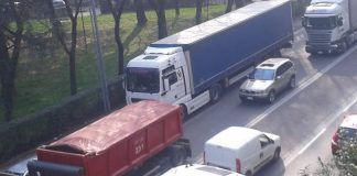 Intasamento di tir all’Albera, il comitato: “incontro con assessore regionale De Berti, Rucco silente” tir albera