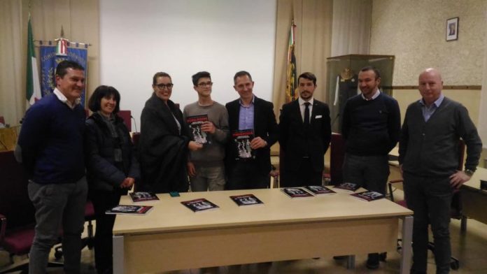 Foibe Donazzan con sindaci trevigiani - foiba rossa