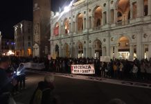 La “famiglia” Pd Vicenza in piazza: “l’unica è quella dove c’è amore” "famiglia" Pd in piazza