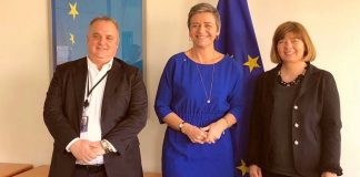 Banche venete, Borrelli e De Monte da Vestager: “risposta confortante, risarcimento veloce e semplificato” David Borrelli e Isabella De Monte dopo l'incontro con Margrethe Vestager, De Monte