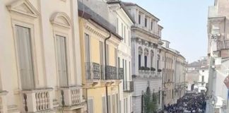 Giovani in piazza per il clima: un “miracolo” di partecipazione anche a Vicenza, col “messia” Greta Thunberg