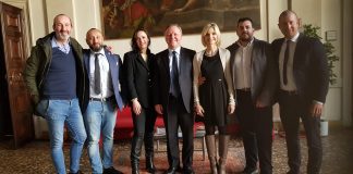 L’addio di Naclerio alla lista Rucco, la capogruppo Siotto: “abbiamo sbagliato a candidarlo” Berengo con Naclerio e la "famiglia" di FdI Vicenza