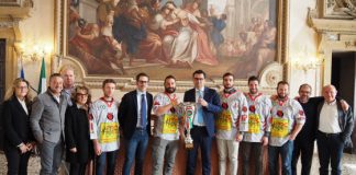 Hockey in line: sindaco e Celebron ricevono i Diavoli Vicenza, campioni d’Italia 2018/2019