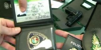 Si finge investigatore privato e va all’anagrafe: mistero sui motivi