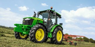 Compra trattore su Internet, truffato da calabrese trattore