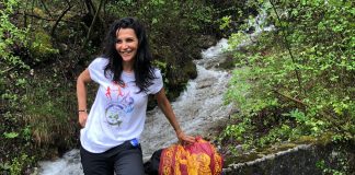 Jesusleny Gomes ha compiuto il Cammino Fogazzaro – Roi lungo 83km in 21 ore: una sfida per aiutare le montagne del Veneto