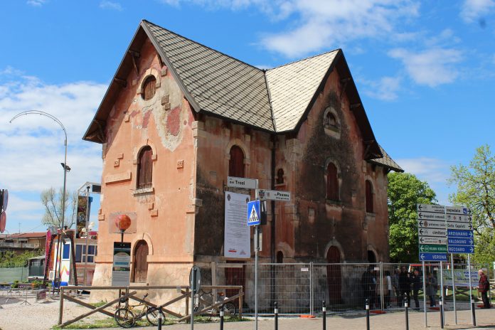 la casa del turismo